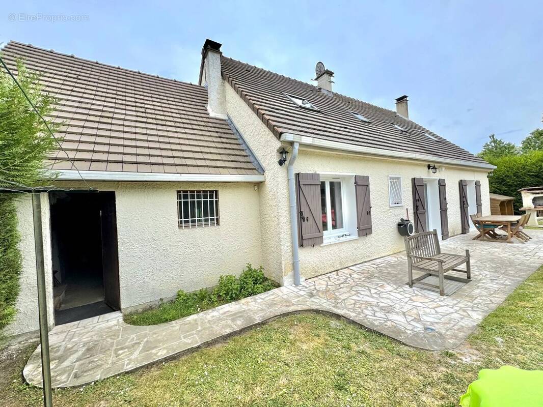 Maison à CROUY-SUR-OURCQ