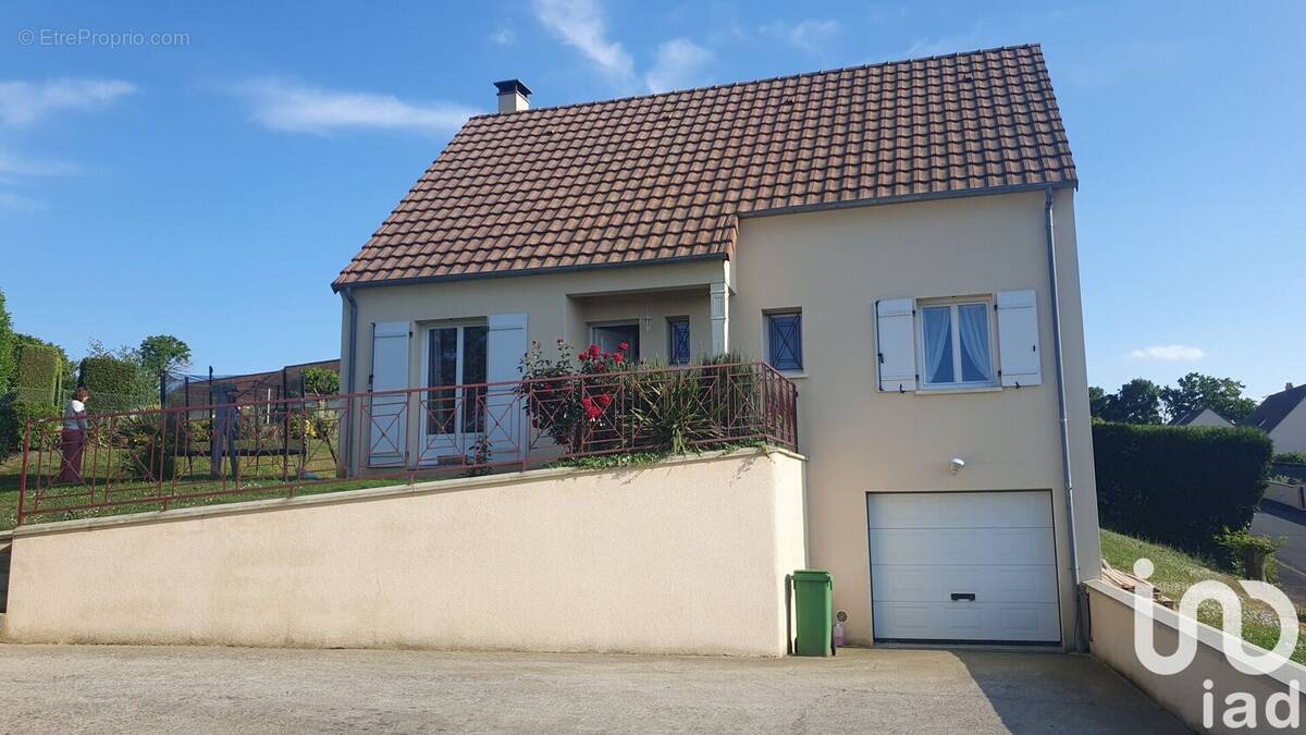 Photo 1 - Maison à BONNETABLE