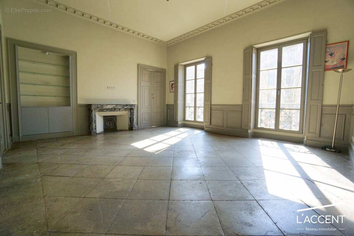 Appartement à NIMES