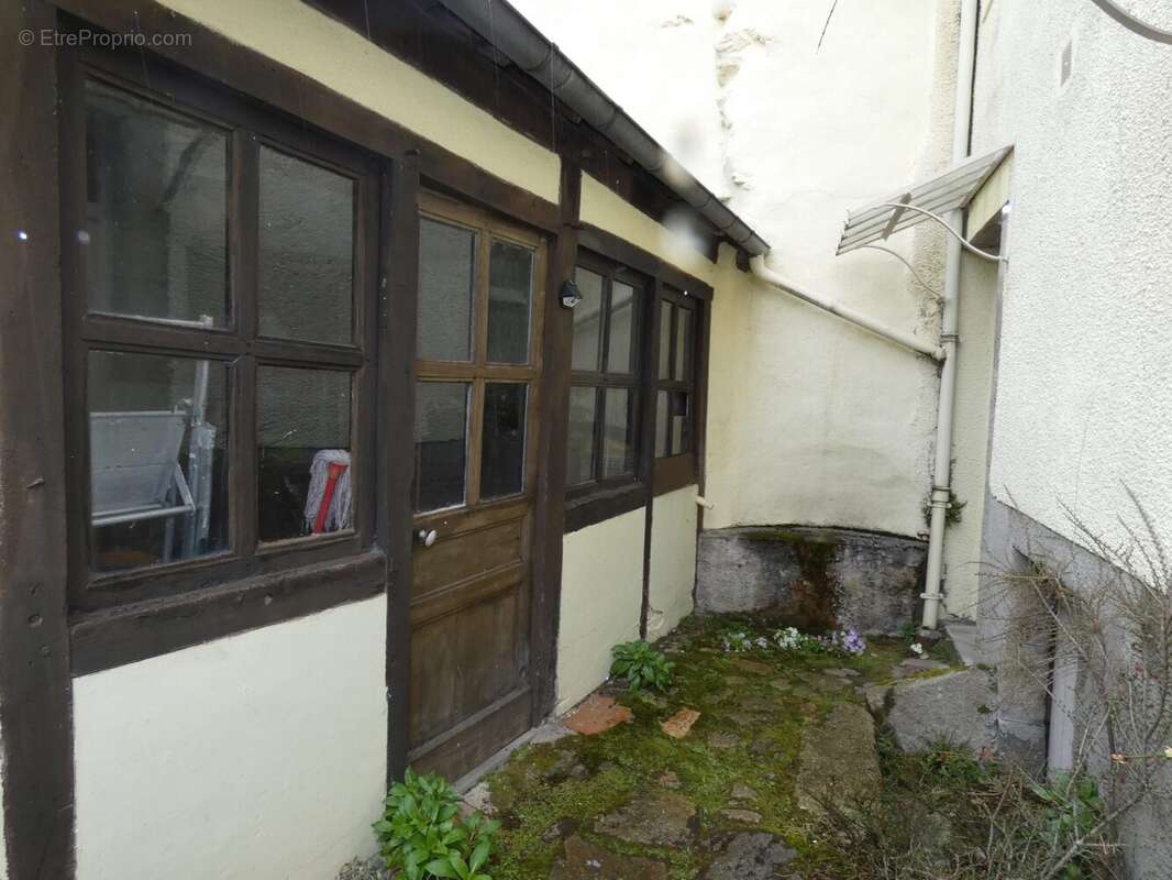 Maison à JARNAGES