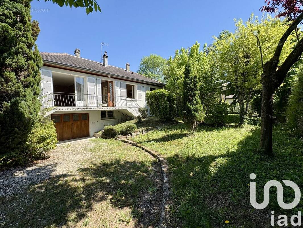 Photo 1 - Maison à PONT-SAINTE-MARIE