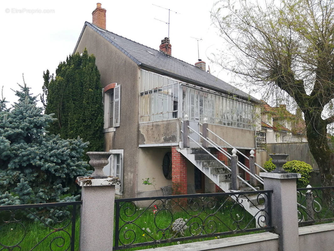 Maison à AUXY