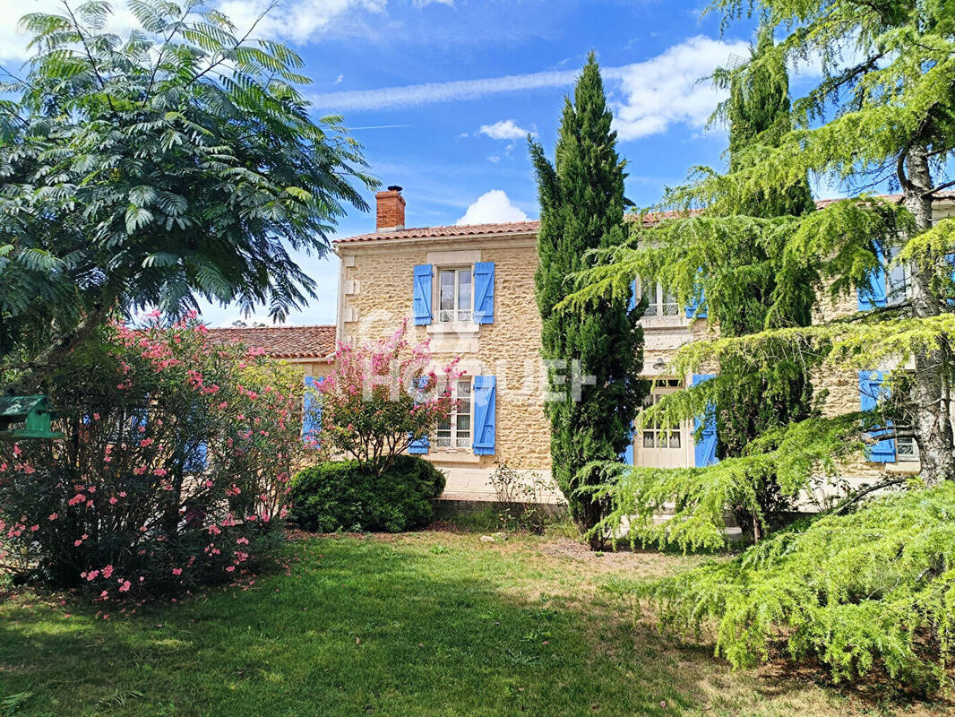 Maison à L&#039;ILE-D&#039;ELLE
