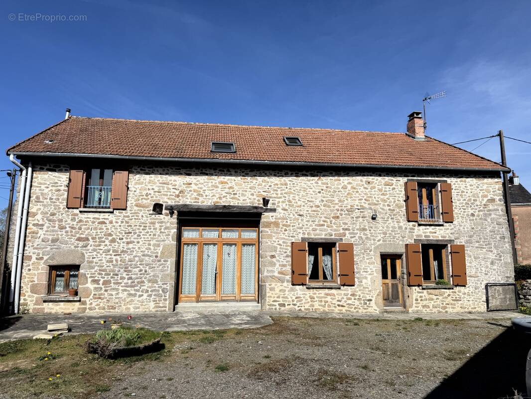 n°1 - Maison à ARRENES