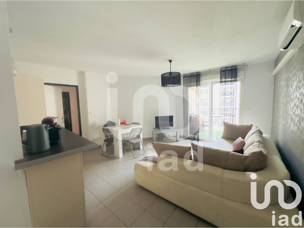 Photo 1 - Appartement à MARSEILLE-10E