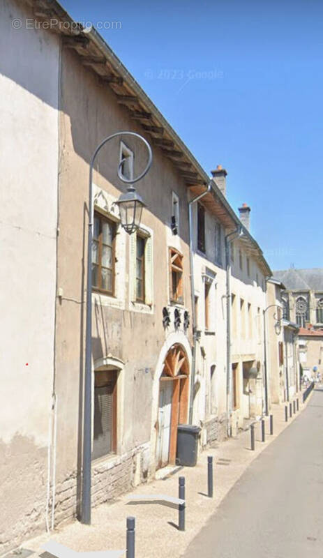 Maison à SAINT-NICOLAS-DE-PORT