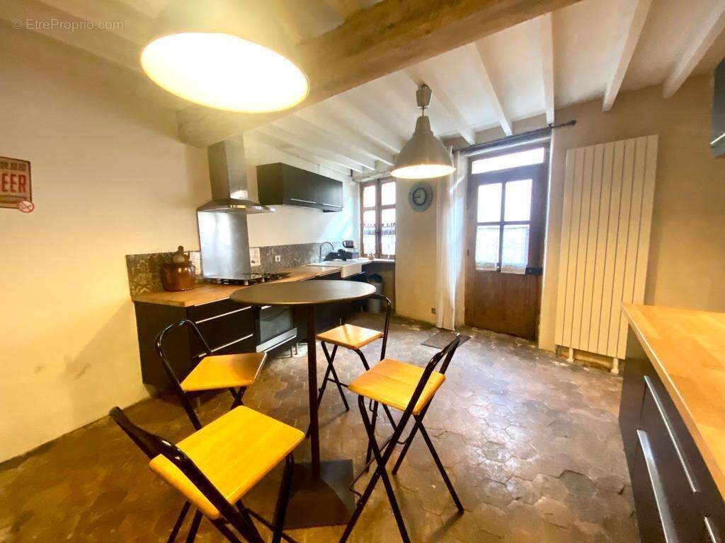 Maison à ETAMPES