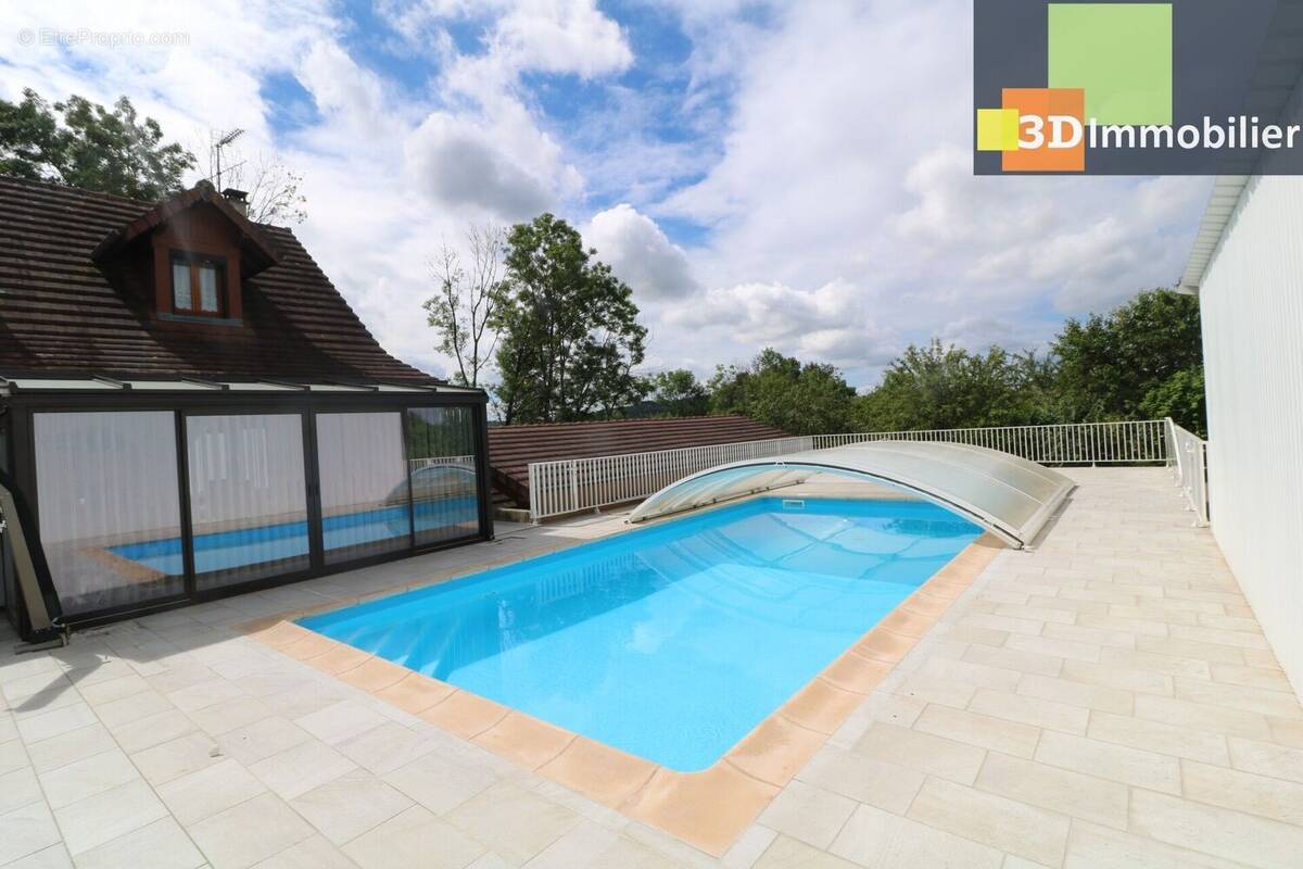 Photo 1 - Maison à LONS-LE-SAUNIER