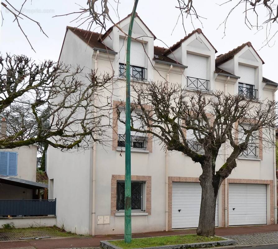 Maison à CROISSY-SUR-SEINE