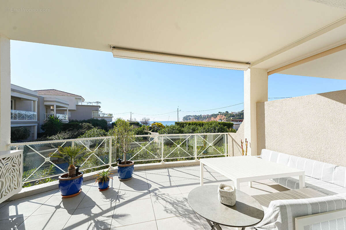 Appartement à CARRY-LE-ROUET