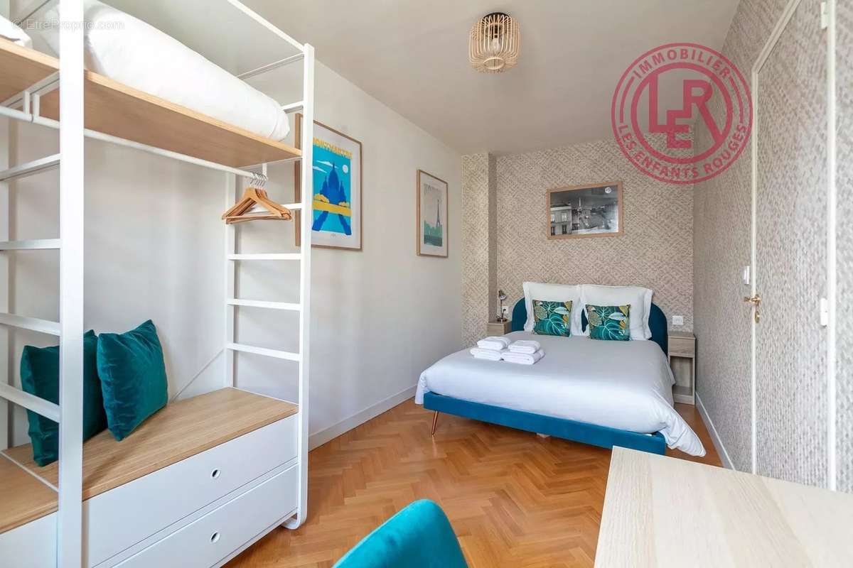 Appartement à PARIS-3E