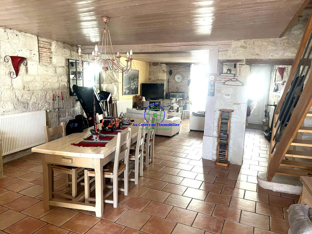 Maison à PUYMIROL