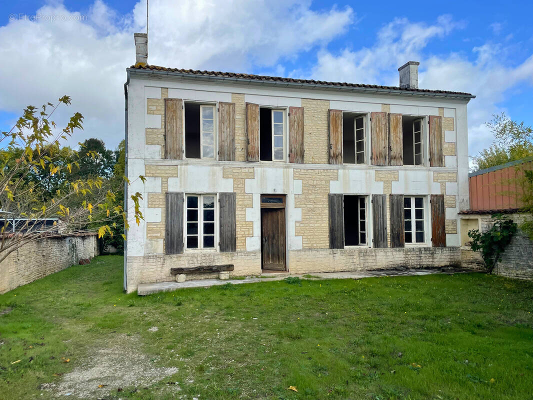 Maison à NERCILLAC