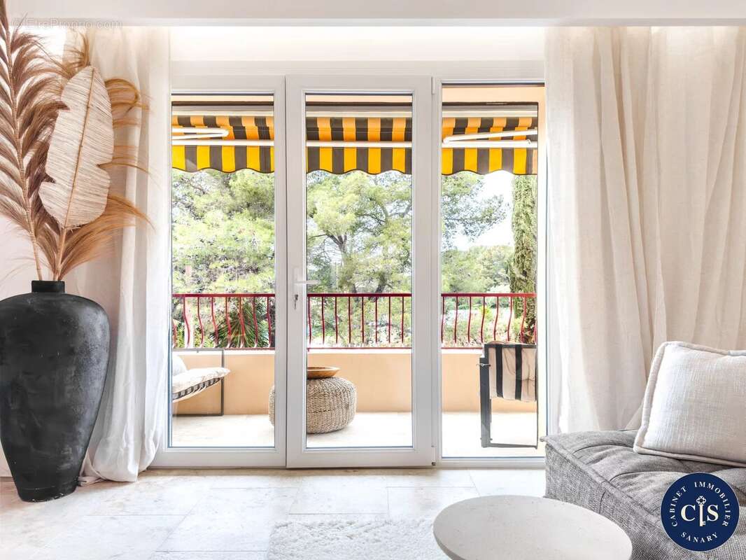 Appartement à SANARY-SUR-MER