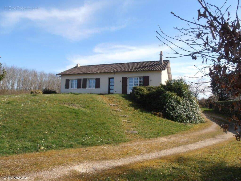 Maison à CIVRAY