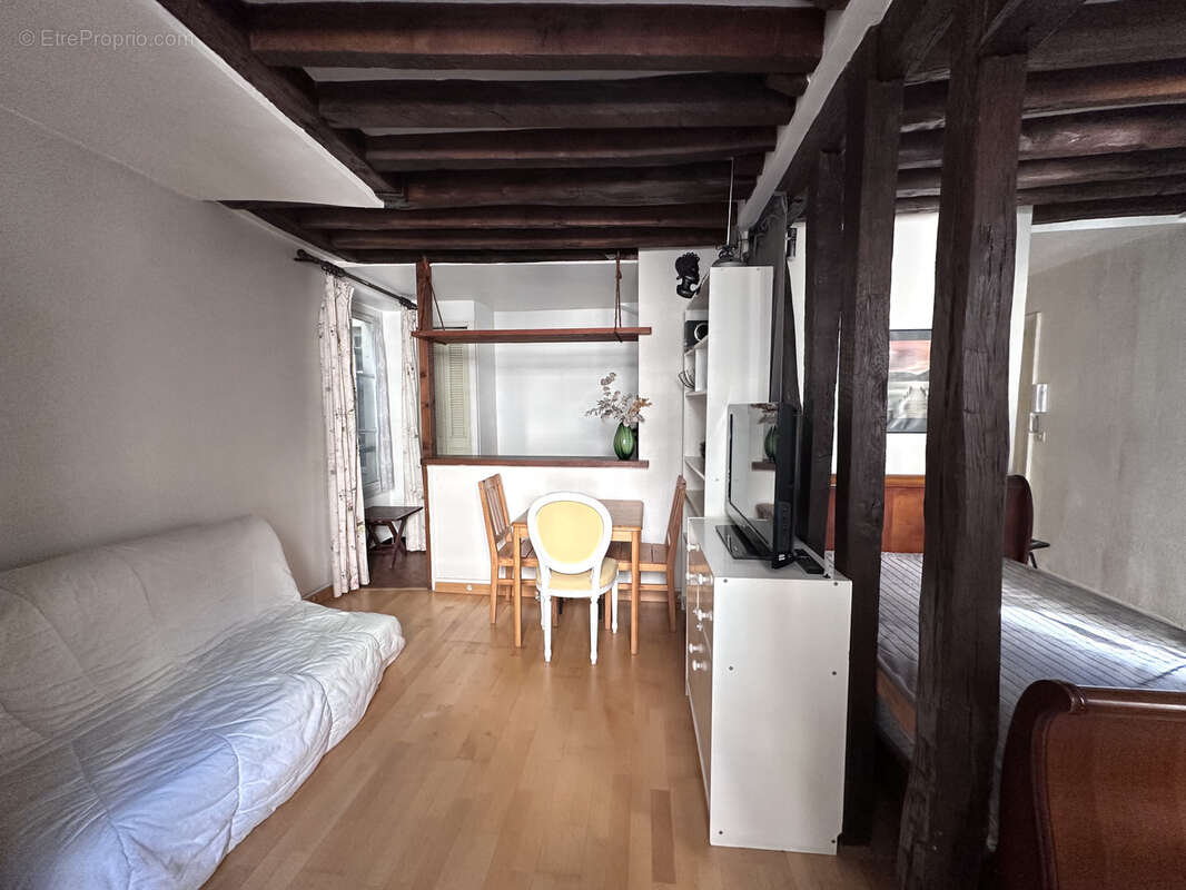 Appartement à PARIS-6E