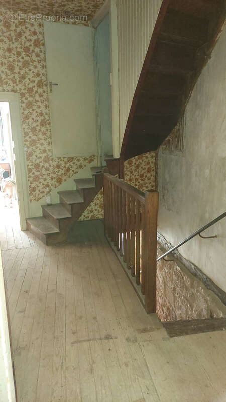 Appartement à AYEN