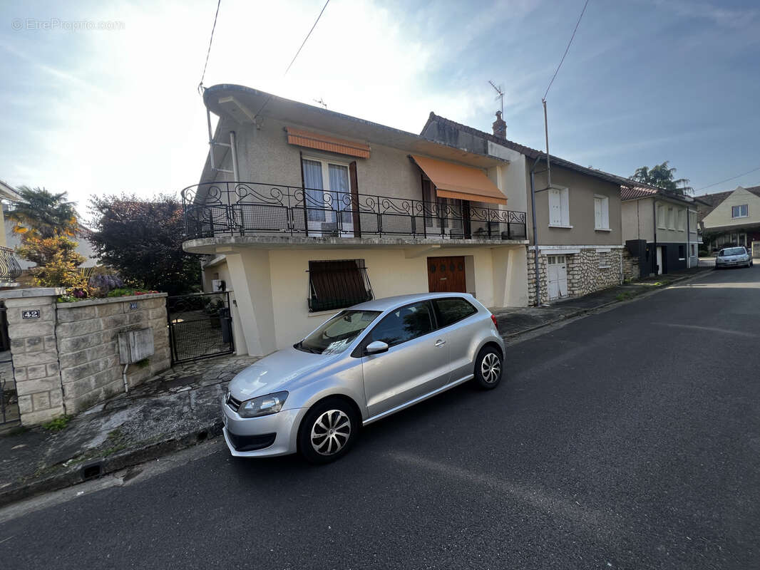 Maison à CHATELLERAULT