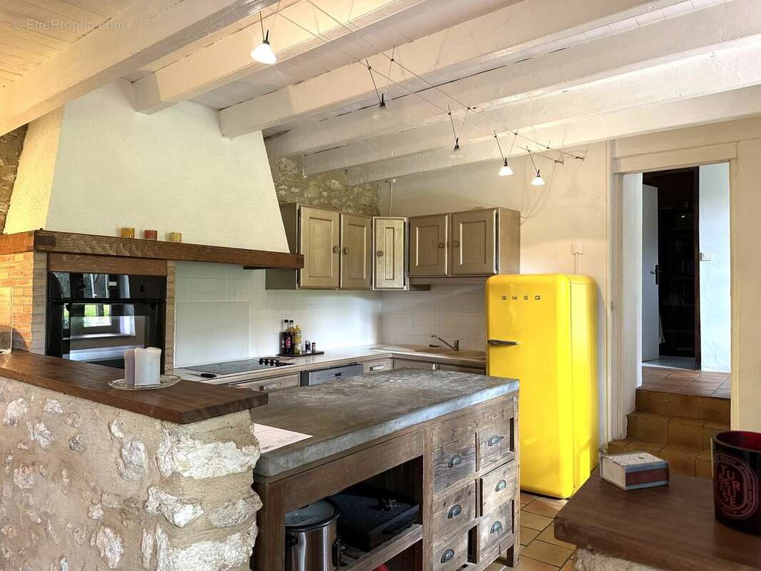 Maison à PINEUILH