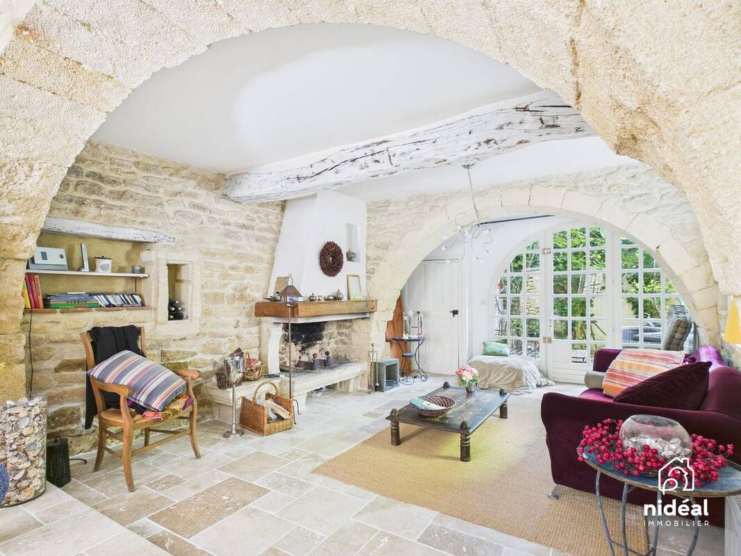 Maison à AUJARGUES
