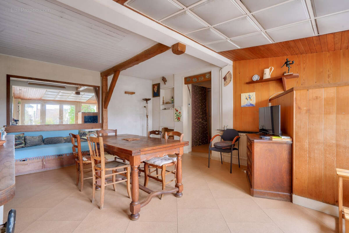 Maison à MORANGIS
