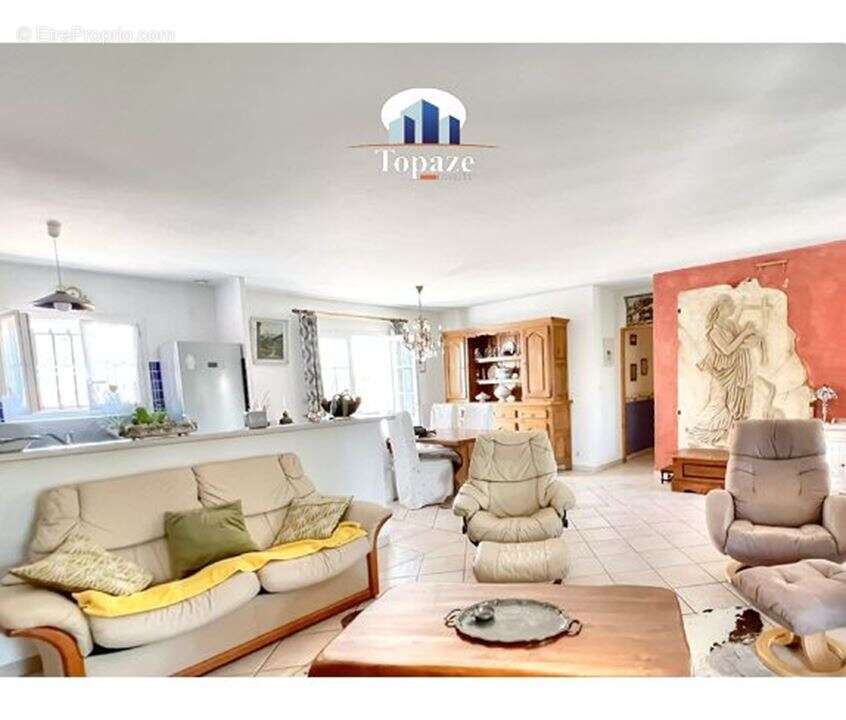 Maison à PUGET-SUR-ARGENS