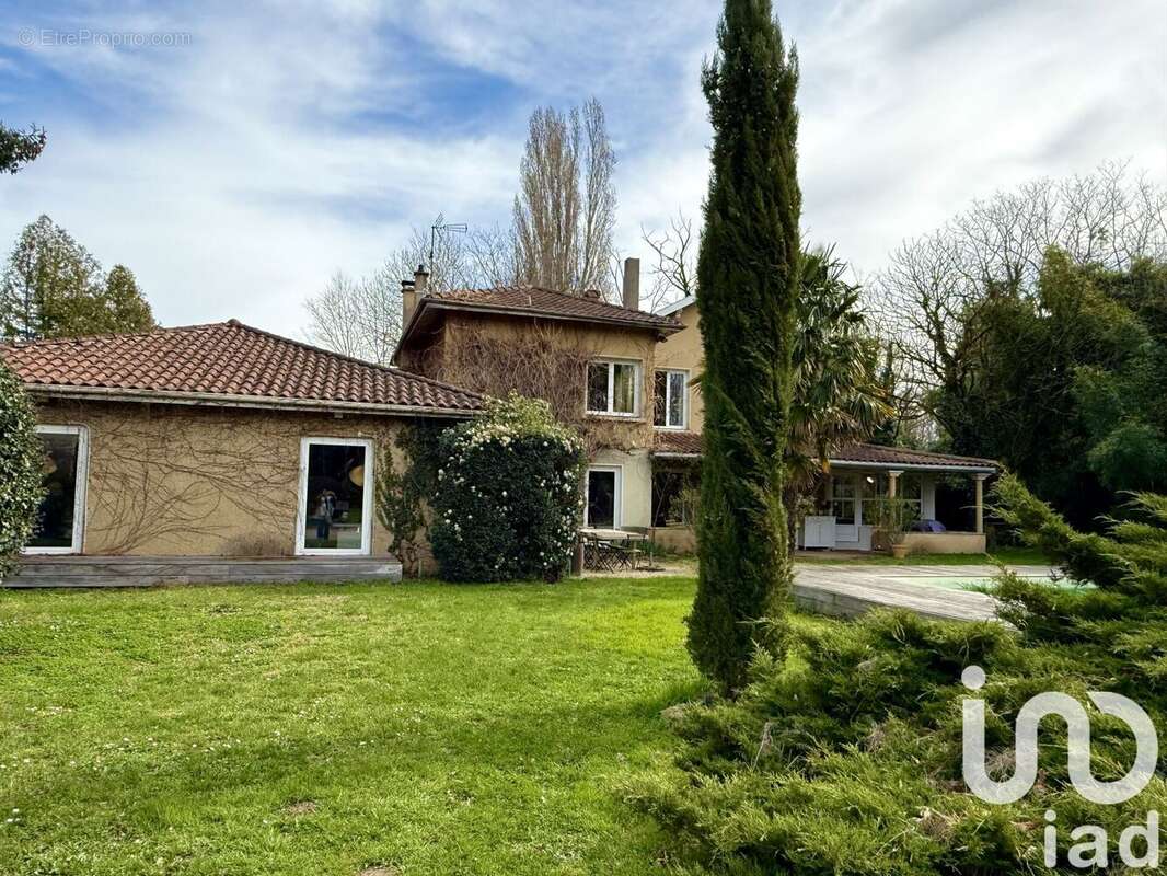 Photo 4 - Maison à LUCENAY