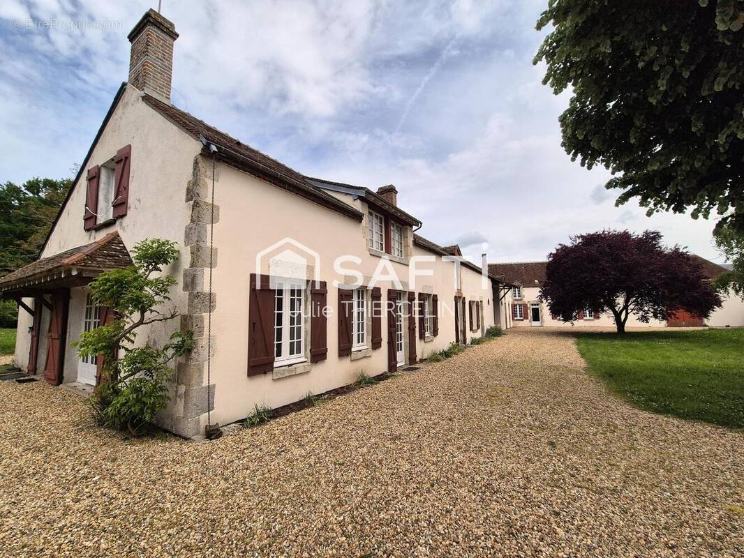 Photo 1 - Maison à BELLEGARDE