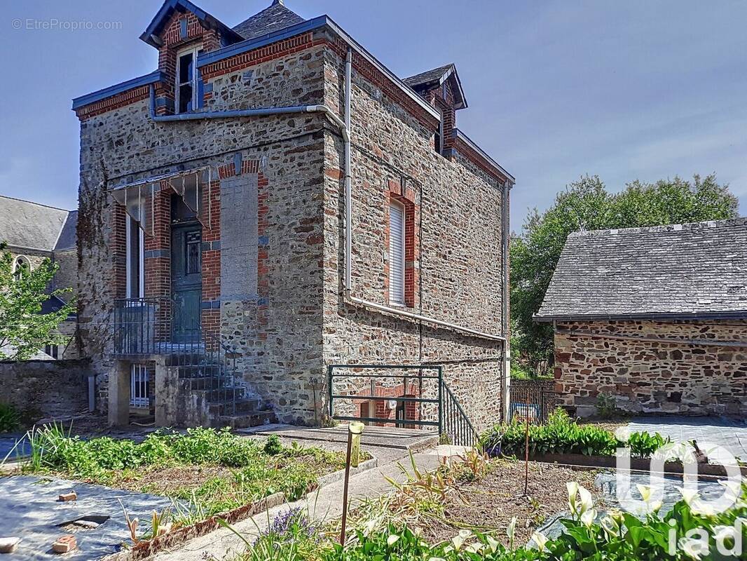 Photo 1 - Maison à MARTIGNE-FERCHAUD