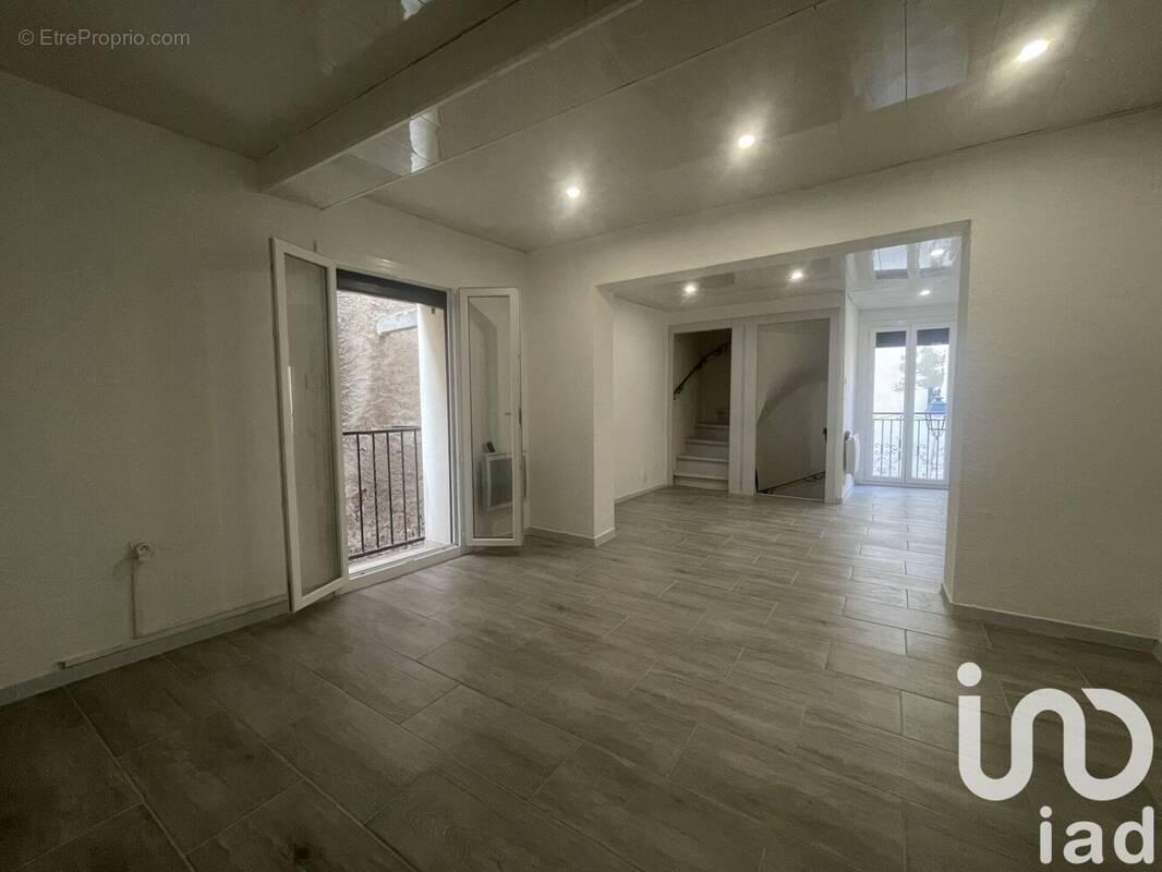 Photo 1 - Maison à PEZILLA-LA-RIVIERE