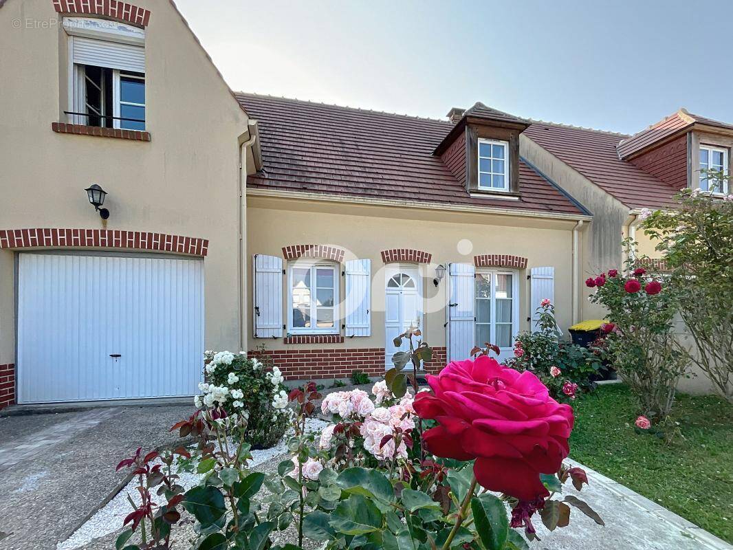 Maison à RESSONS-SUR-MATZ
