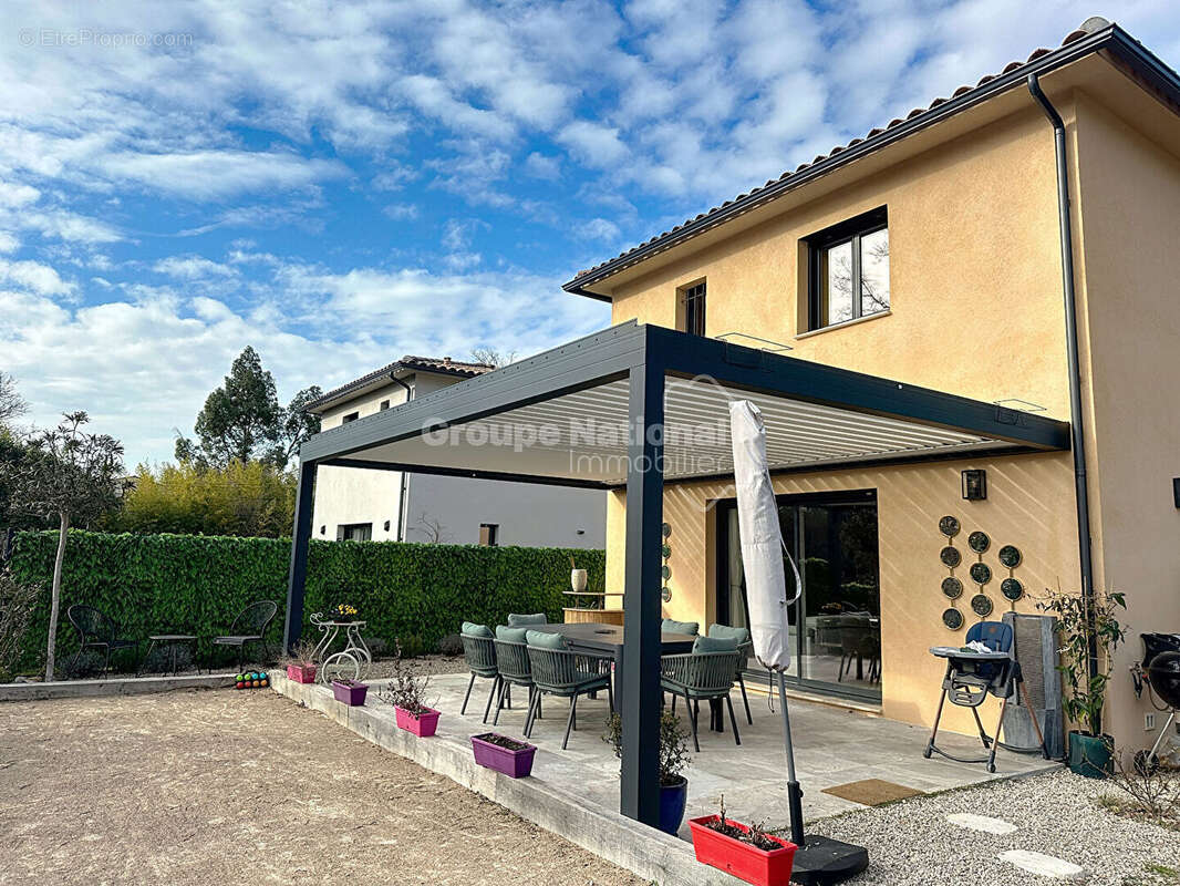 Maison à CALLIAN