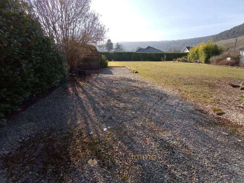 Terrain à FONTAINE