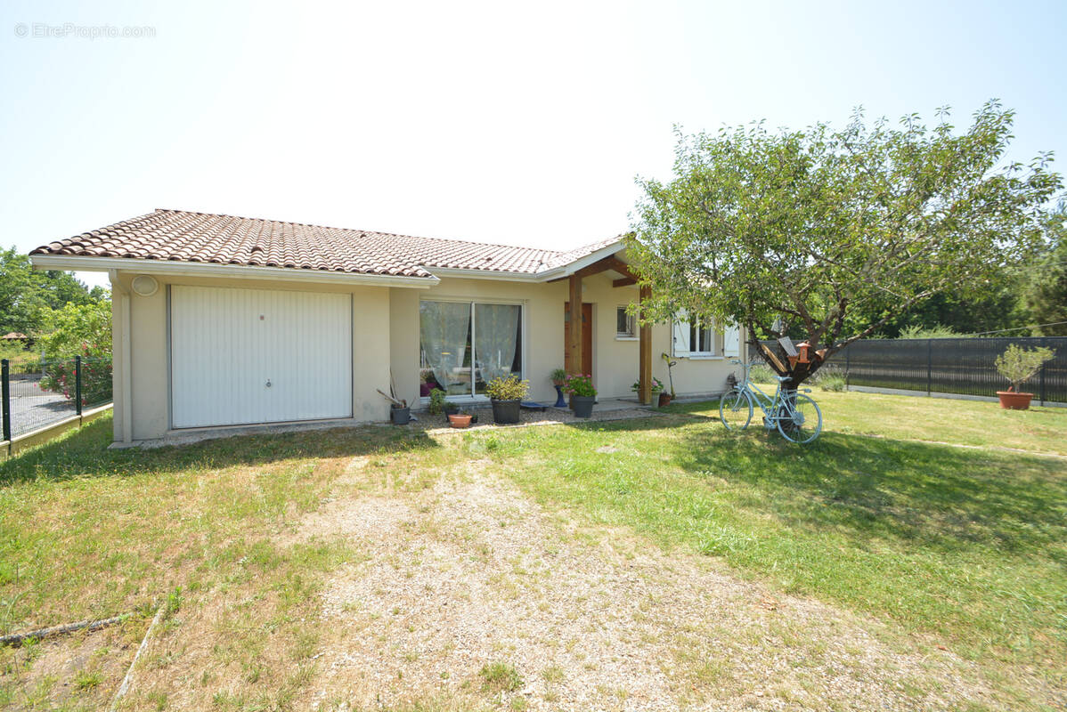 Maison à LE PORGE