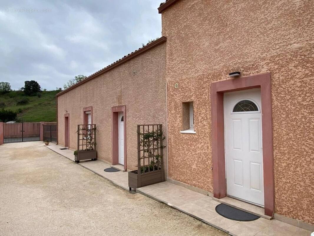 Maison à SAINT-FELIX-DE-LODEZ