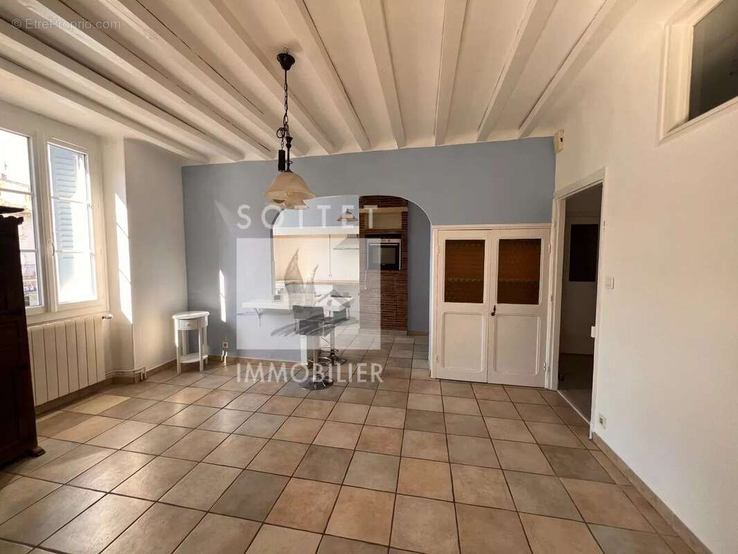 Maison à BOLLENE