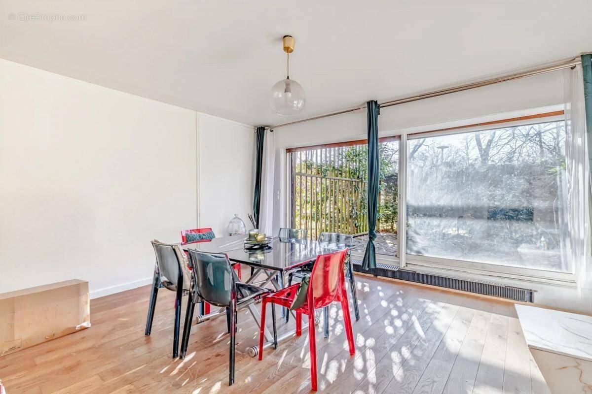 Appartement à BOUSSY-SAINT-ANTOINE