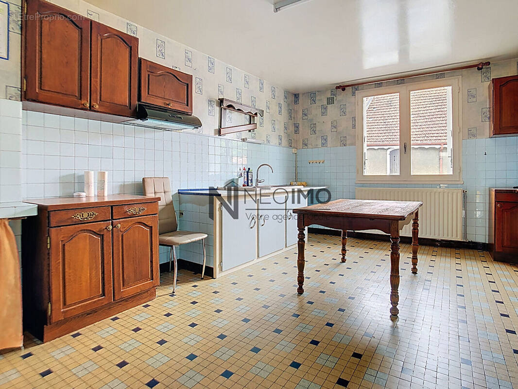 Appartement à NEUFCHATEAU