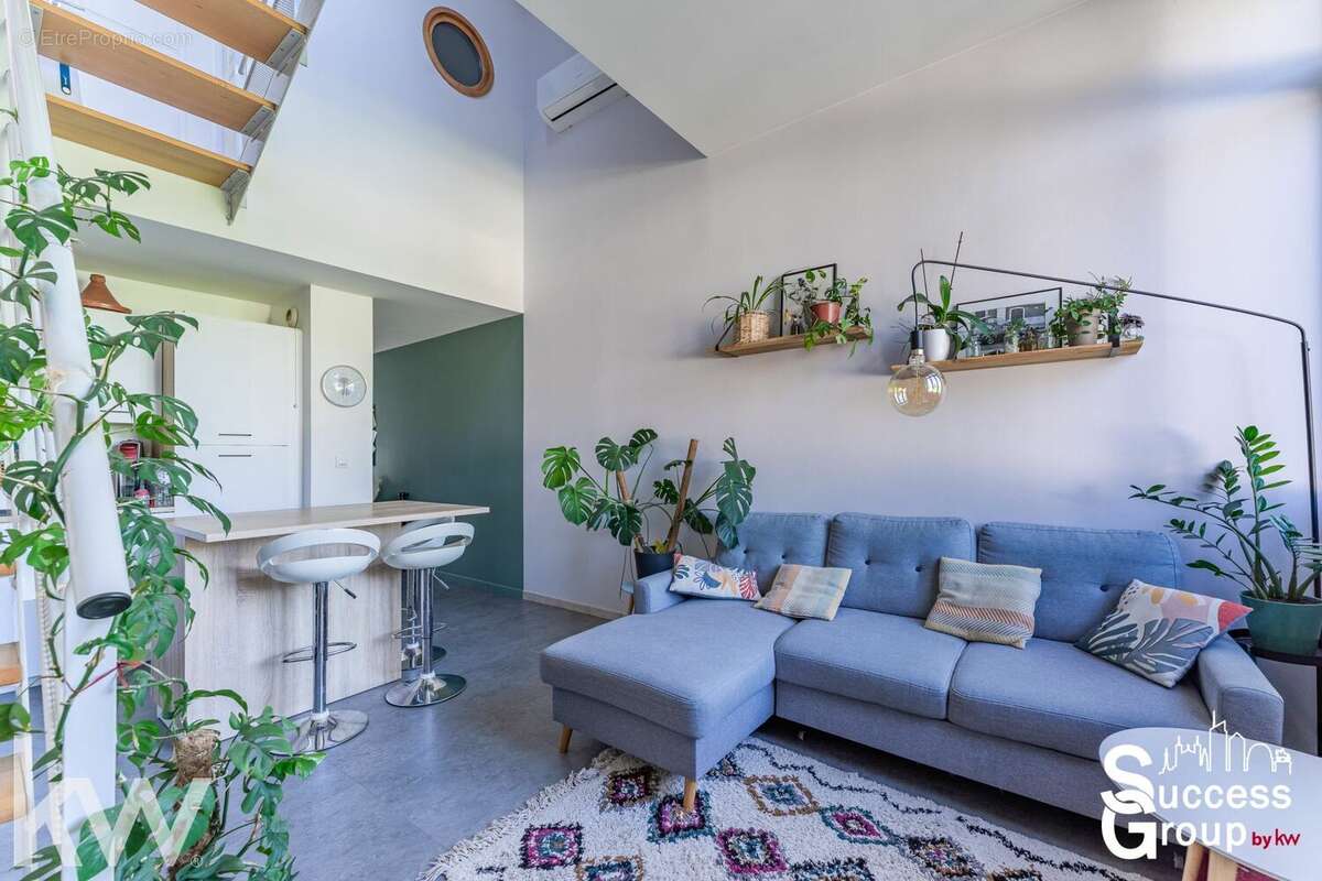 Appartement à SAINT-GENIS-LAVAL