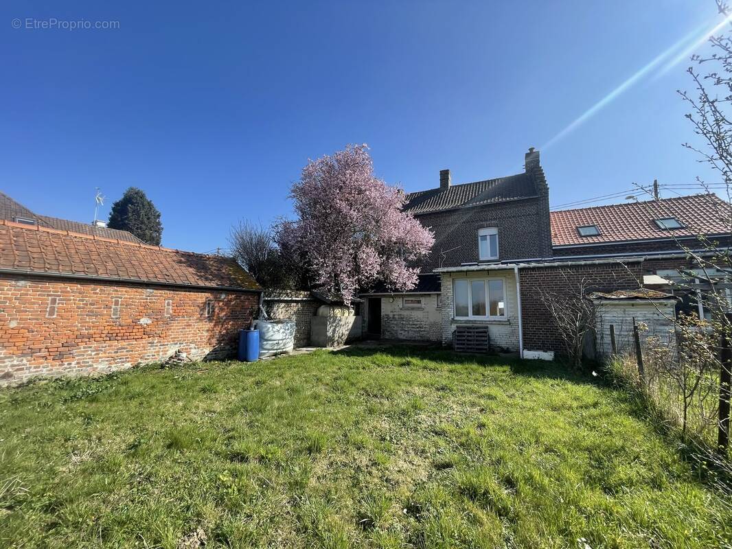 Maison à AIRE-SUR-LA-LYS