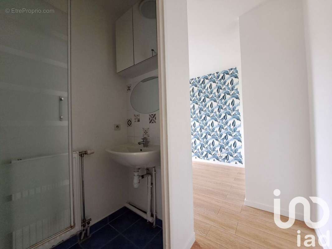Photo 4 - Appartement à ELANCOURT