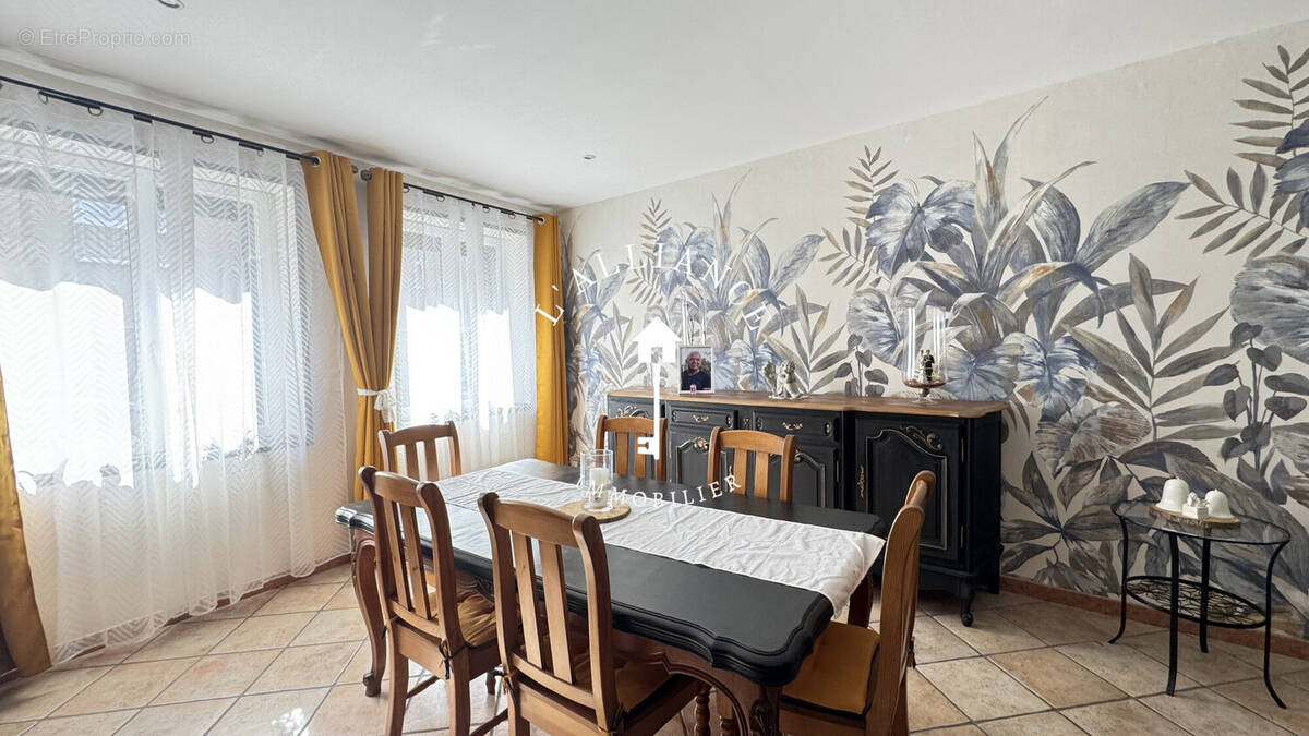 Maison à DROCOURT