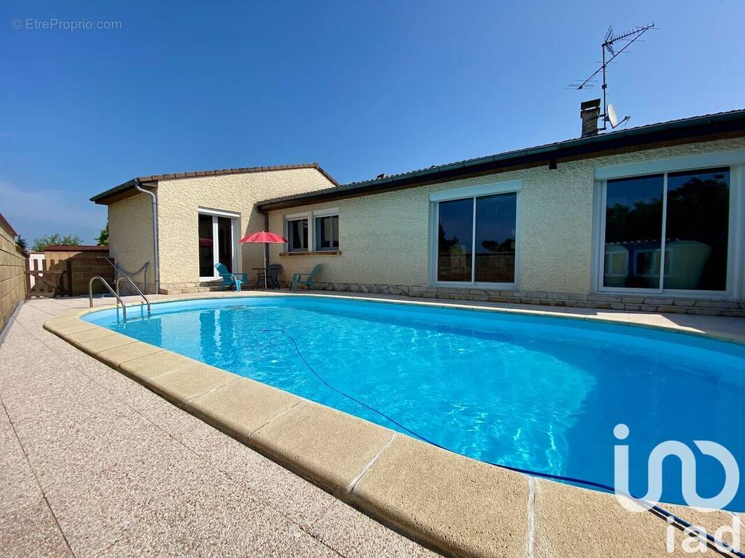 Photo 1 - Maison à LAVARDAC