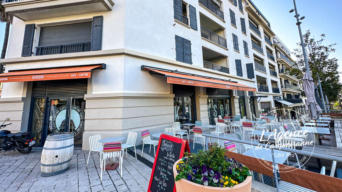 Commerce à HYERES