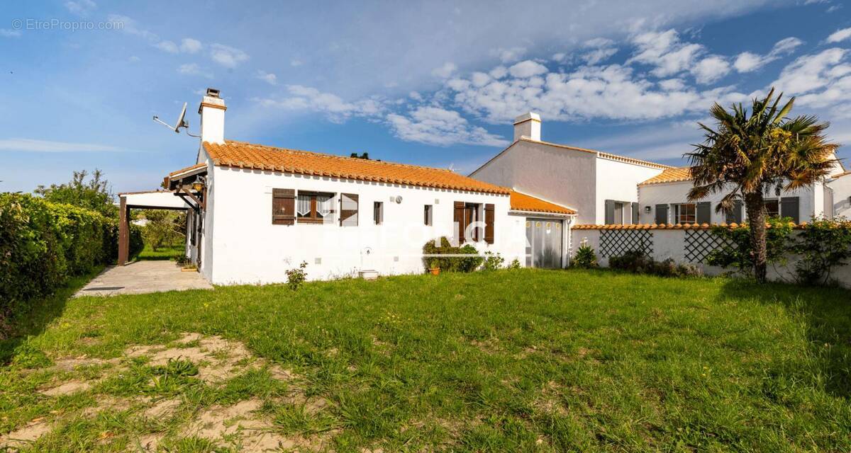 Maison à L&#039;EPINE