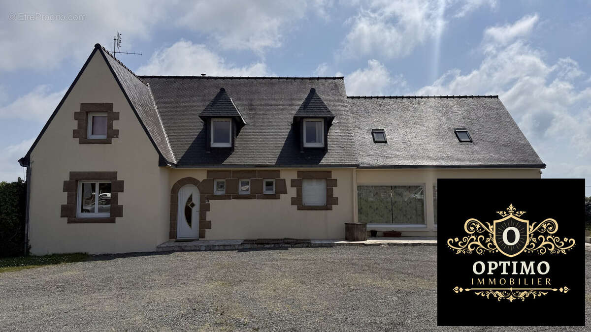 Maison à LEZARDRIEUX