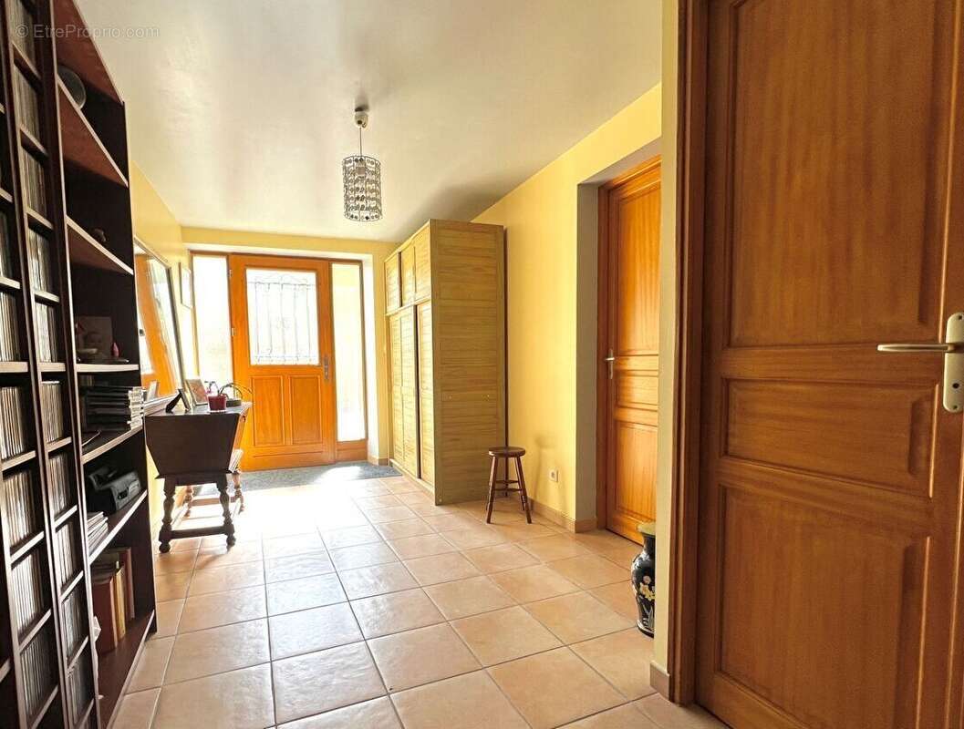 Maison à LA COURONNE