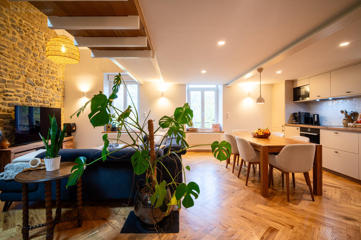 Appartement à CHARLEVILLE-MEZIERES