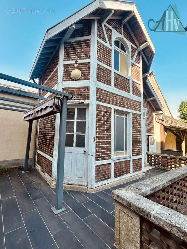 Maison à ROMILLY-SUR-SEINE