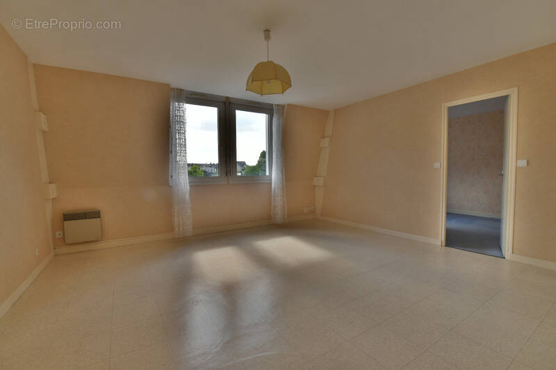 Appartement à SABLE-SUR-SARTHE